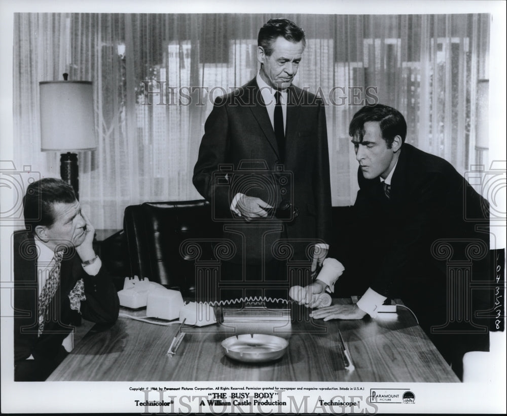 1967 Sid Caesar, Robert Ryan, Charles McGraw in The Busy Body-Historic Images
