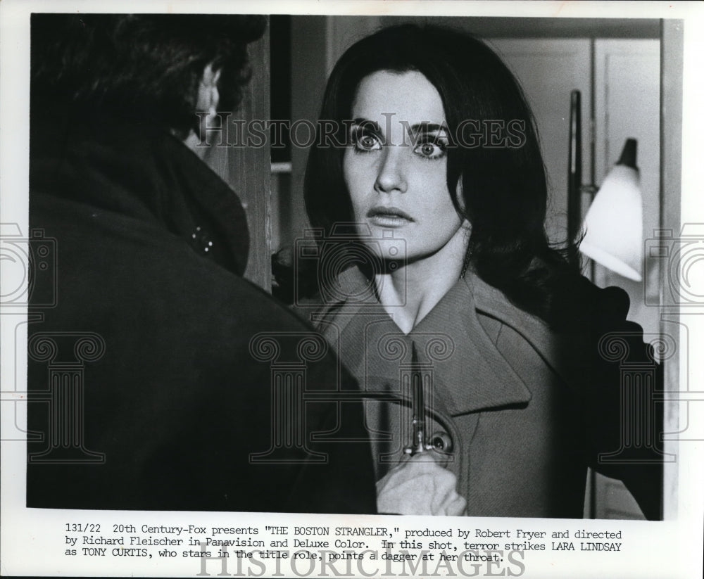 1968 Lara Lindsay and Tony Curtis in The Boston Strangler-Historic Images