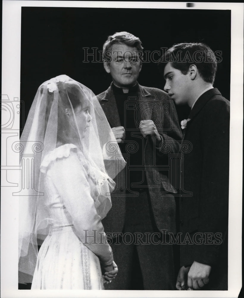1977 Press Photo Hal Holbrook & Glynnis O'Connor in Our Town - cvp38488 - Historic Images
