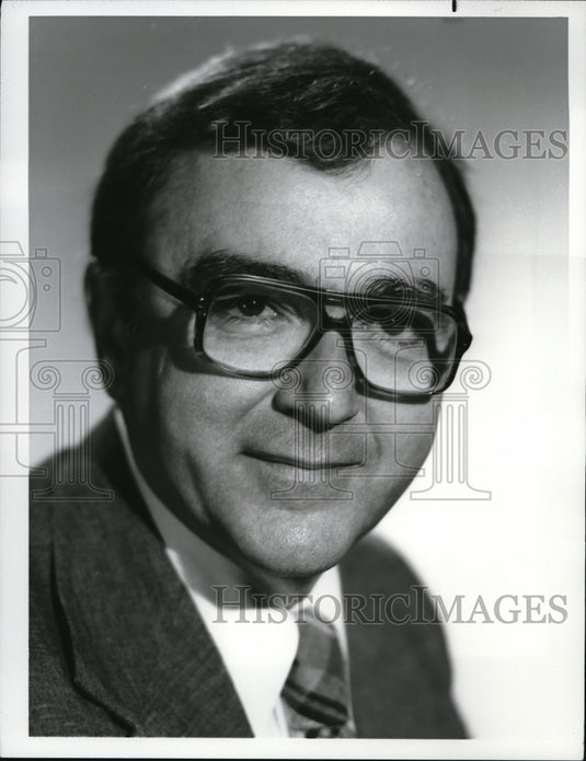 Undated Press Photo Chet Simmons President NBC Sports - cvp38527-Historic Images