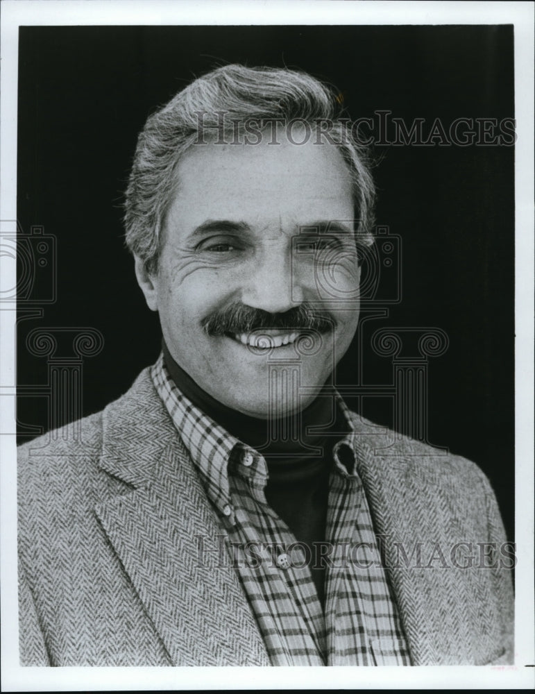 1983 Press Photo Hal Linden Actor - cvp38583 - Historic Images