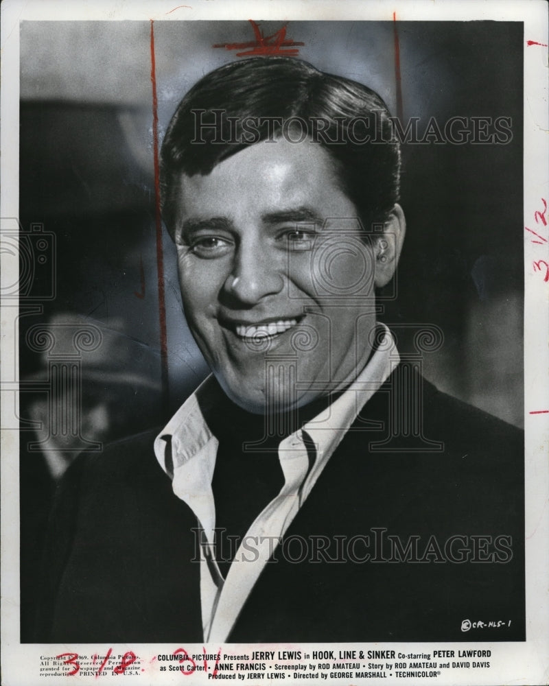 1971 Press Photo Jerry Lewis Hook, Line And Sinker - Historic Images