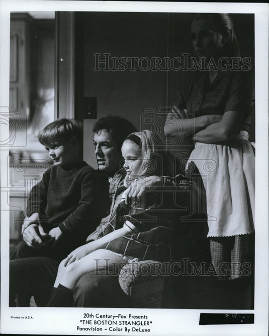 1969 Press Photo Tony Curtis Eddie Frank Nicci Ann Frank The Boston Strangler - Historic Images