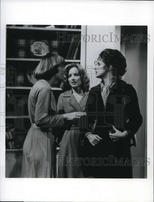 1977 Press Photo Katherine Glass Katheryne Breech J. Zeman on One Life to Live - Historic Images