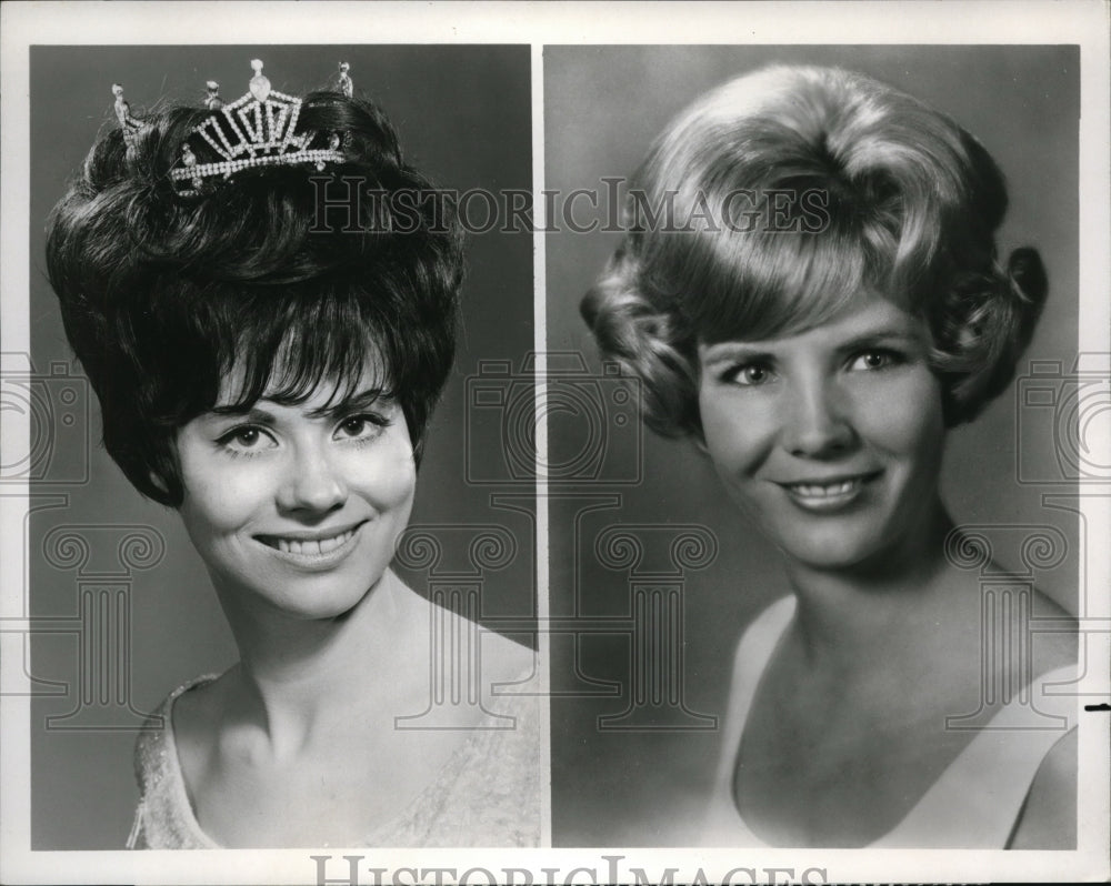 Undated Press Photo Nancy Lorell Wellman and Launa Kay in The Miss America Pageant - Historic Images