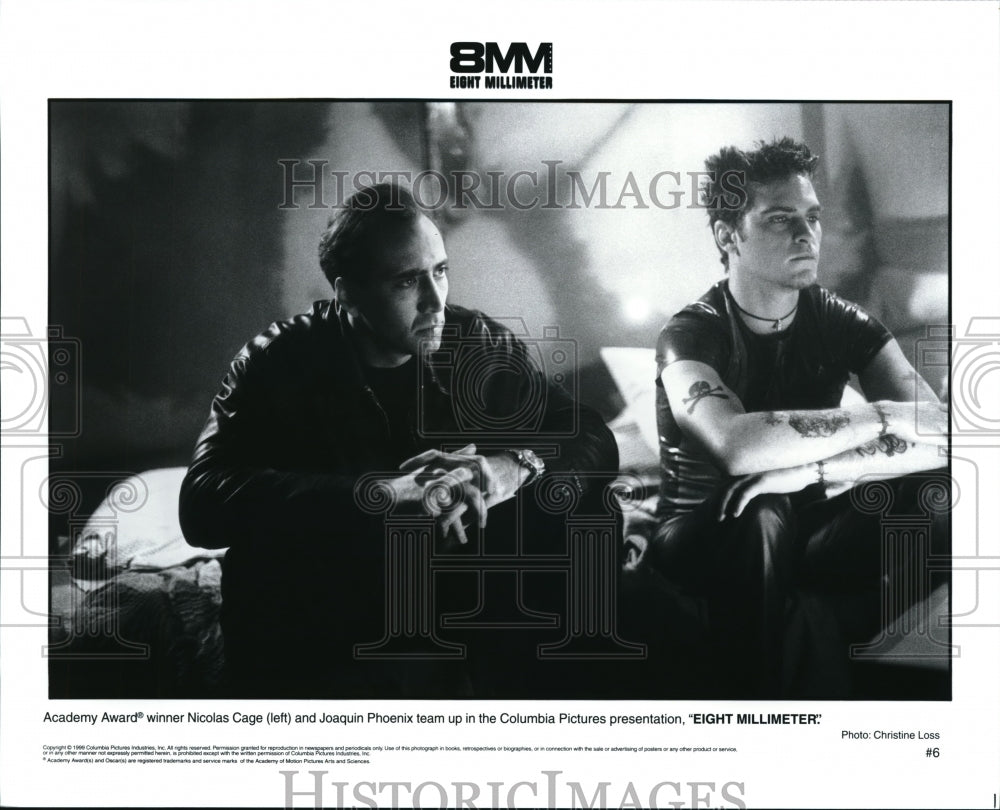 1999 Press Photo Nicolas Cage and Joaquin Phoenix in &quot;8MM&quot; - cvp39100 - Historic Images