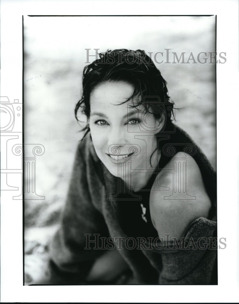 Undated Press Photo Kathleen Quinlan stars as Lynn Holt in Family Law TV show - Historic Images