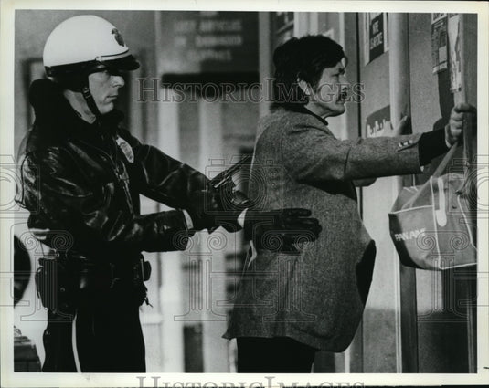 1979 Press Photo Burr DeBenning and Charles Bronson in St. Ives movie - Historic Images