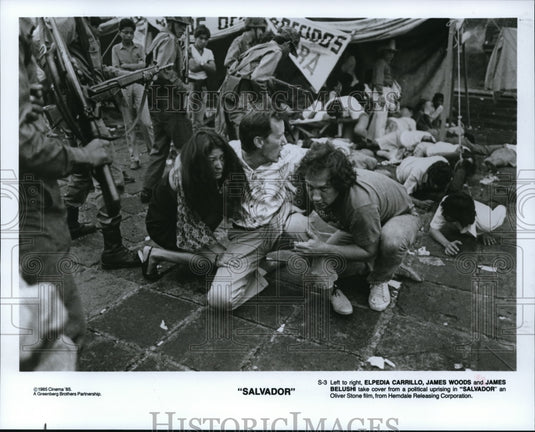 1976 Press Photo Salvador ELPEDIA Carrillo James Woods James Belushi - Historic Images