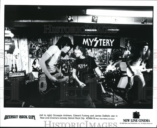 1999, Giuseppe Andrews Edward Furlong in "Detroit Rock City" - Historic Images