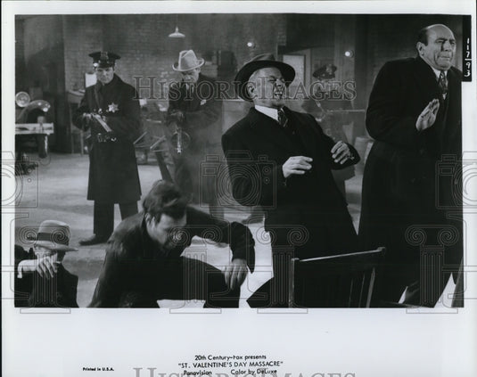 1979 Press Photo Milton Frume & Kurt Krueger in St Valentine's Day Massacre - Historic Images