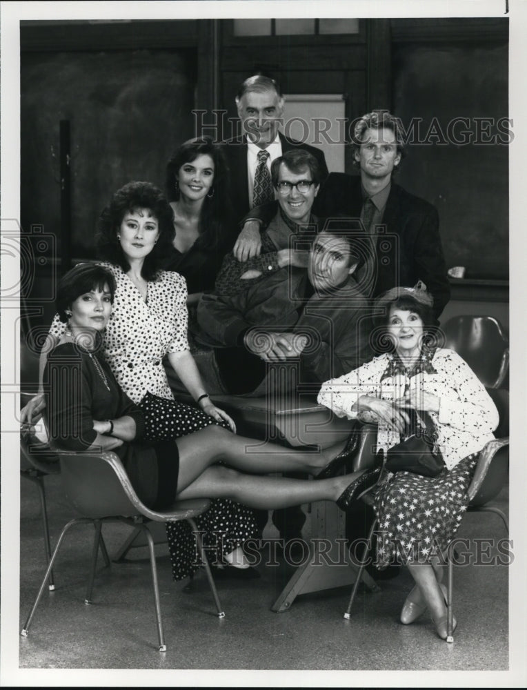 1990 Press Photo Judd Hirsch Isabella Hofmann Jane Carr Jere Burns in Dear John - Historic Images