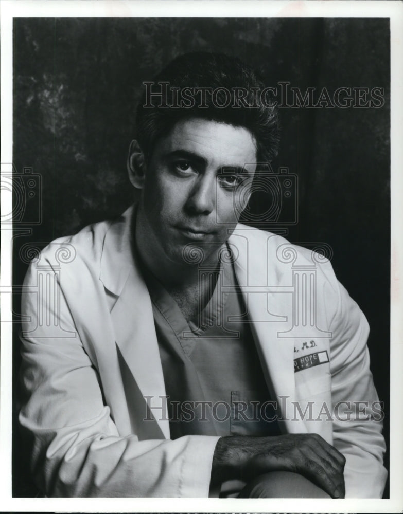 Undated Press Photo Adam Arkin stars in Chicago Hope medical drama TV show - Historic Images