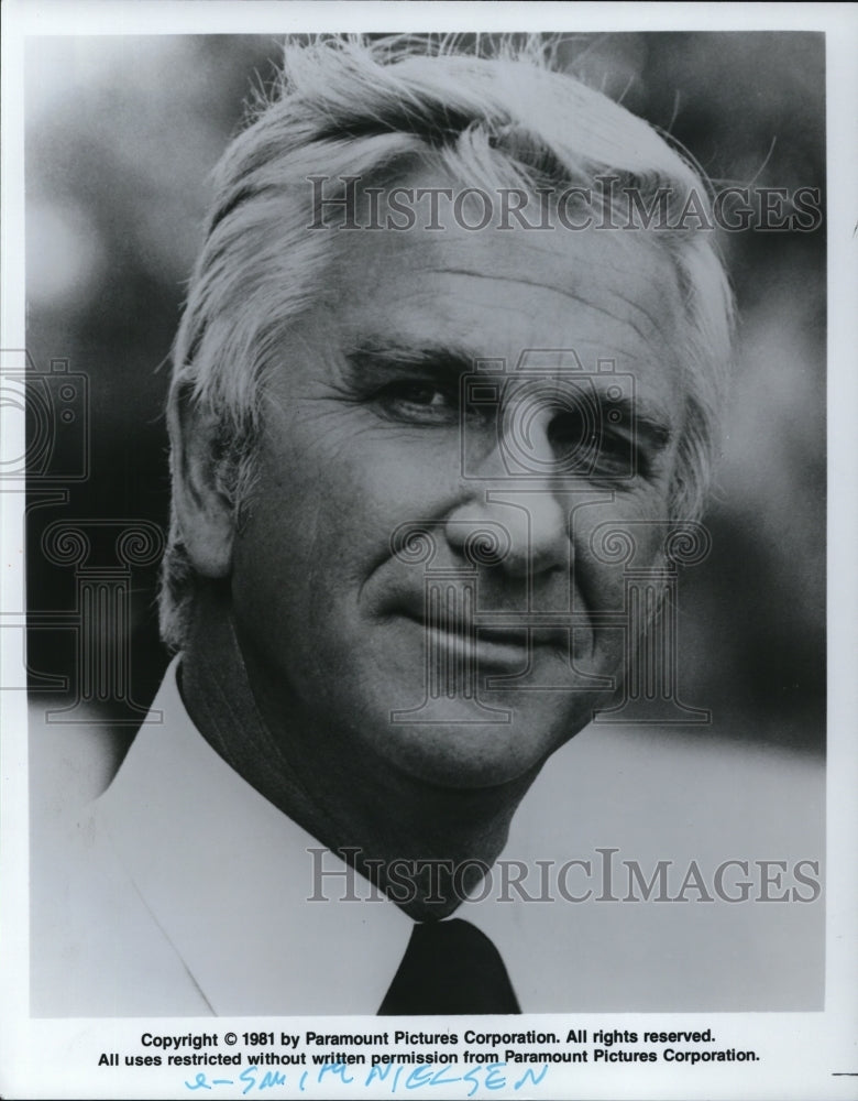1982, Leslie Nielsen - cvp41305 - Historic Images