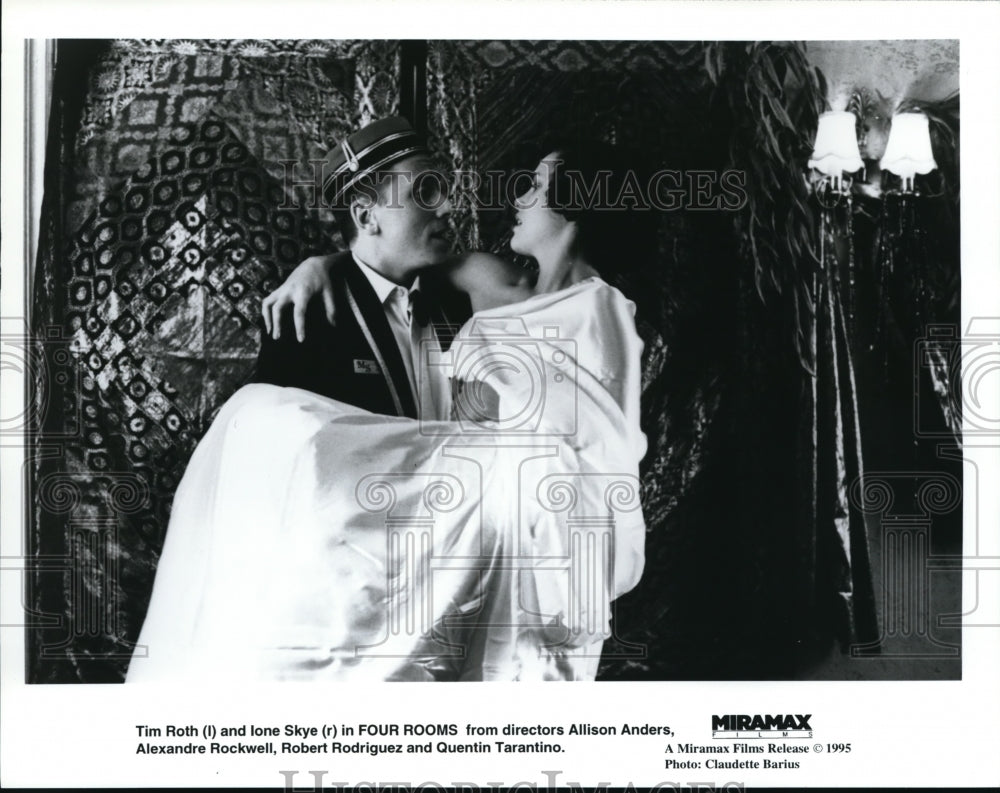 1995 Press Photo Lone Skye and Tim Roth in Four Rooms - Historic Images