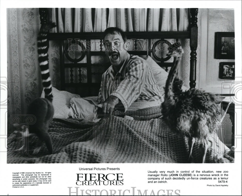 1995 Press Photo John Cleese in Fierce creatures - cvp41876 - Historic Images