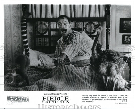 1995 Press Photo John Cleese in Fierce creatures - cvp41876 - Historic Images