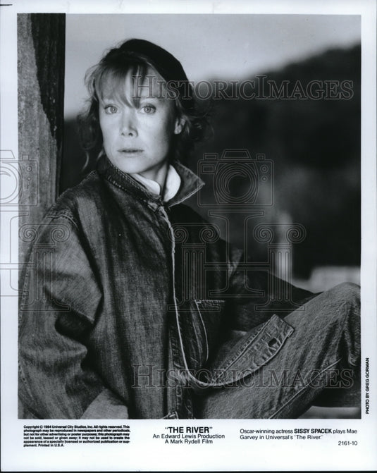 1985 Press Photo Sissy Spacek stars as Mae Garvey in The River - cvp42439 - Historic Images