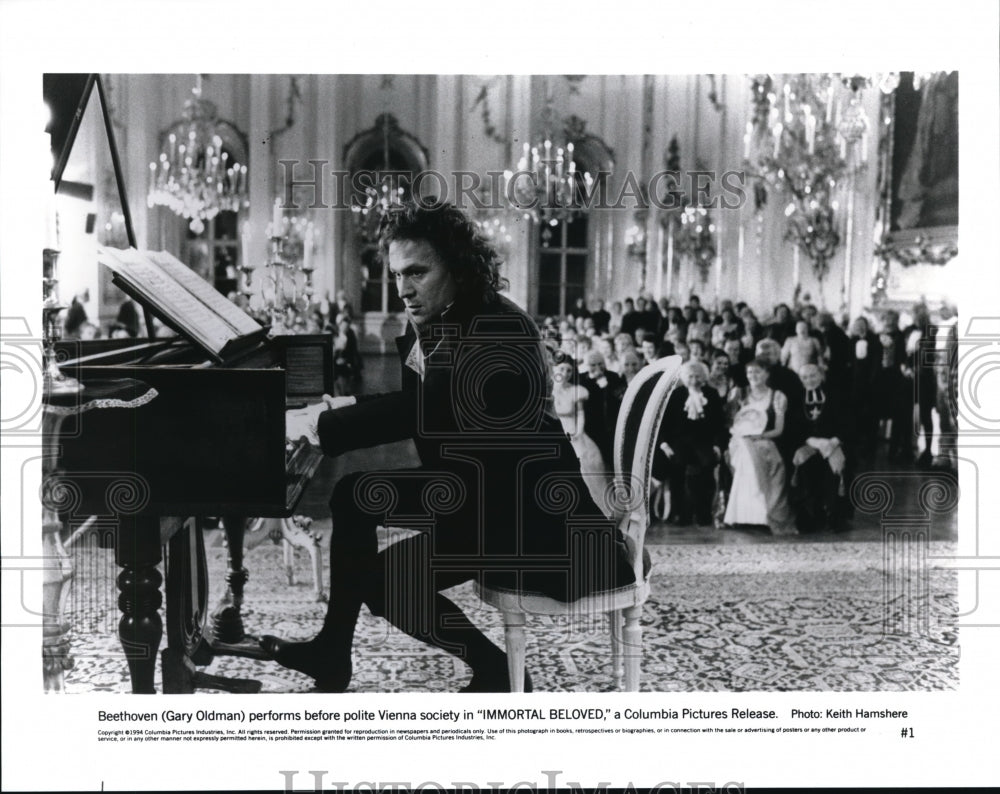 1994, Gary Oldman stars as Beethoven in Immortal Beloved - cvp42646 - Historic Images