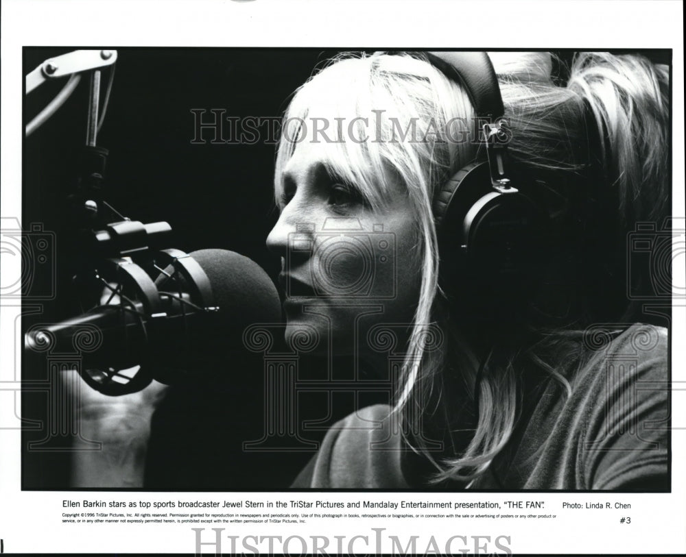 1996 Press Photo Ellen Barkin stars as Jewel Stern in The Fan - cvp42696 - Historic Images