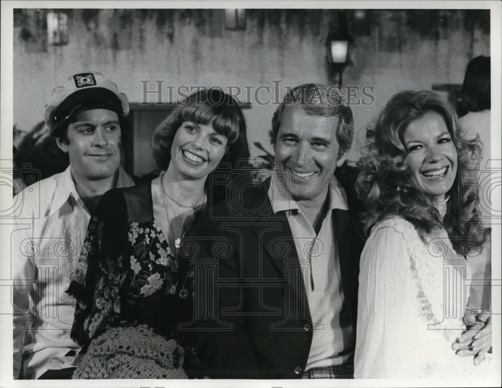 1975 The Captain and Tennville, Perry Como's Christmas in Mexico - Historic Images