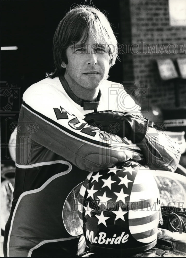 1979 Beau Bridges in Silver Dreamy Racer  - Historic Images