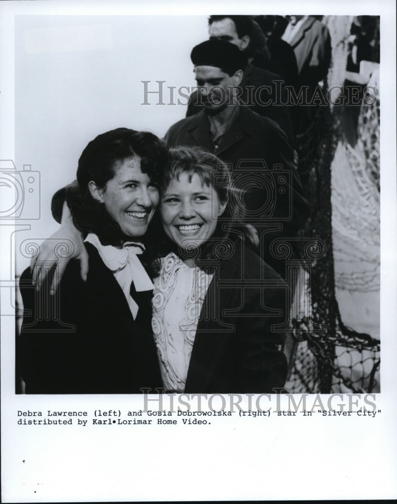 1986 Debra Lawrence and Gosia Dobrowolska in Silver City  - Historic Images