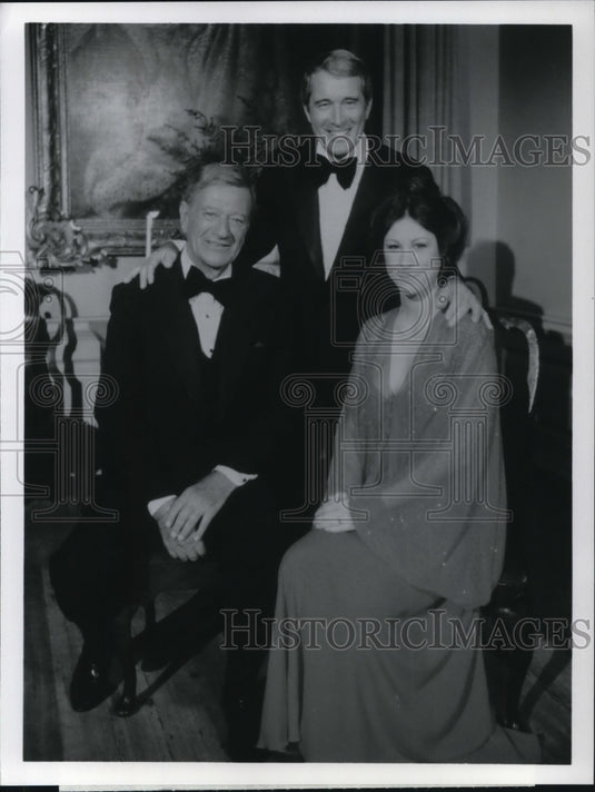 1978, John Wayne Perry Como Diana Canova on Early American Christmas - Historic Images