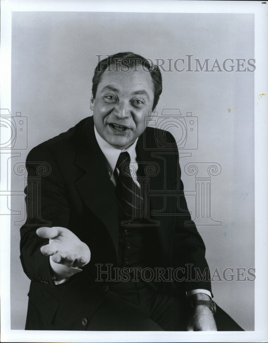 Press Photo Dick Feagler WKYC-TV3 Three For All - cvp44517- Historic Images
