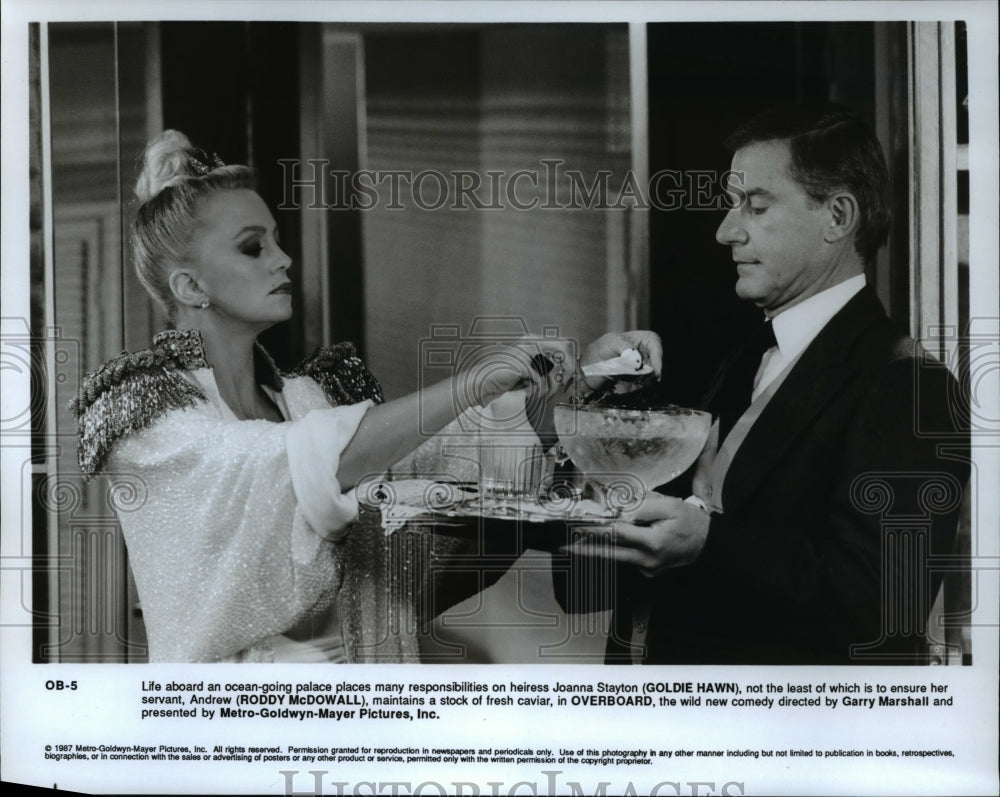 1987, Goldie Hawn and Roddy McDowall "Overboard" - cvp44813 - Historic Images