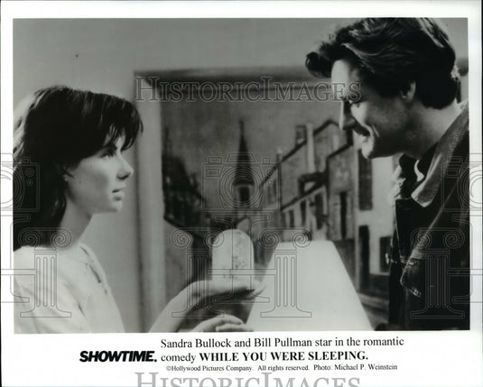 1996, Sandra Bullock Bill Pullman in While You Were Sleeping - Historic Images