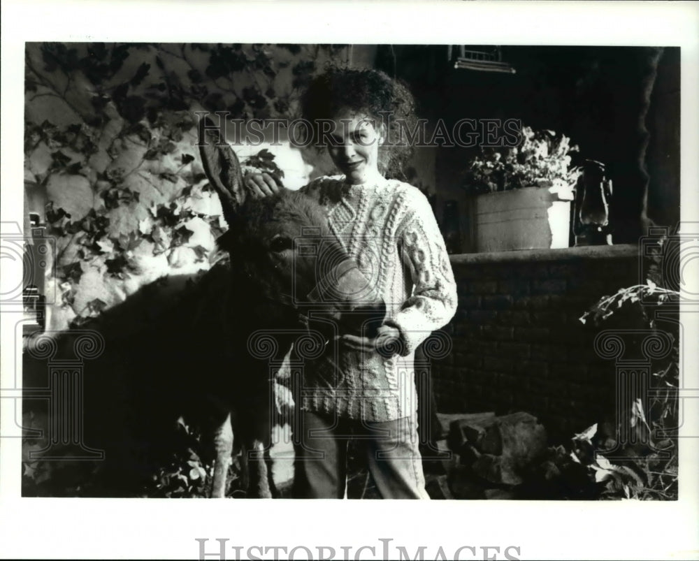 1994, Judy Davis in On My Own - cvp45130 - Historic Images