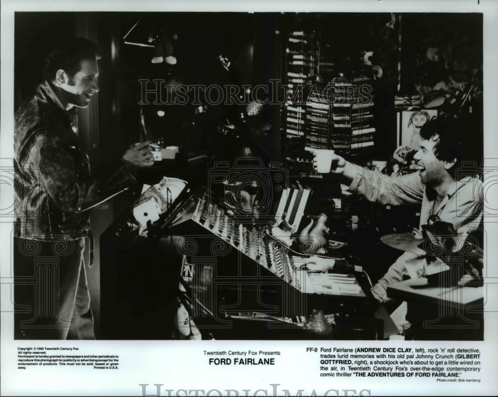 1991 Press Photo Andrew Dice Clay in Ford Fairlane - cvp45419 - Historic Images