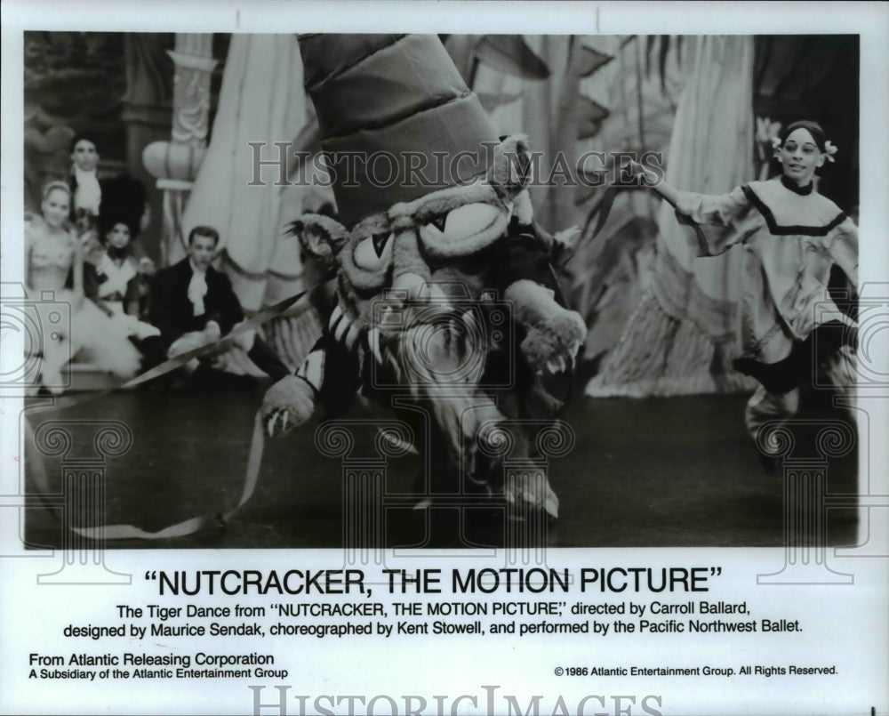 1986 Press Photo Tiger Dance scene from Nutcracker The Motion Picture - Historic Images