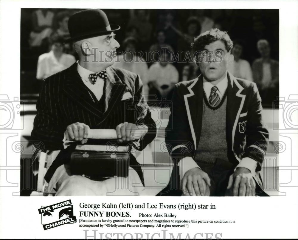 1996, George Kahn and Lee Evans star in Funny Bones - cvp46030 - Historic Images