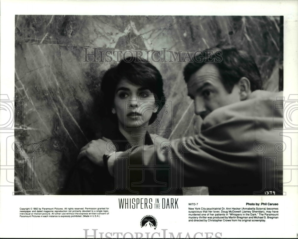 1992 Annabella Sciorra and Jamey Sheridan in Whispers in the Dark - Historic Images