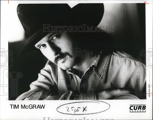 1994, Tim McGraw American Country Singer Guitarist Actor - cvp46188 - Historic Images