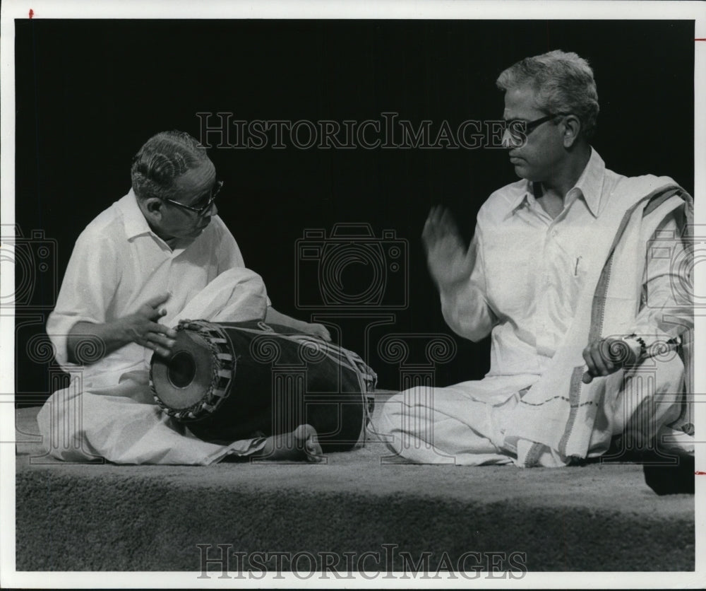 1979 Press Photo Ramnad V. Raghavan Mridangam and R.R. Subrahmanyam ...