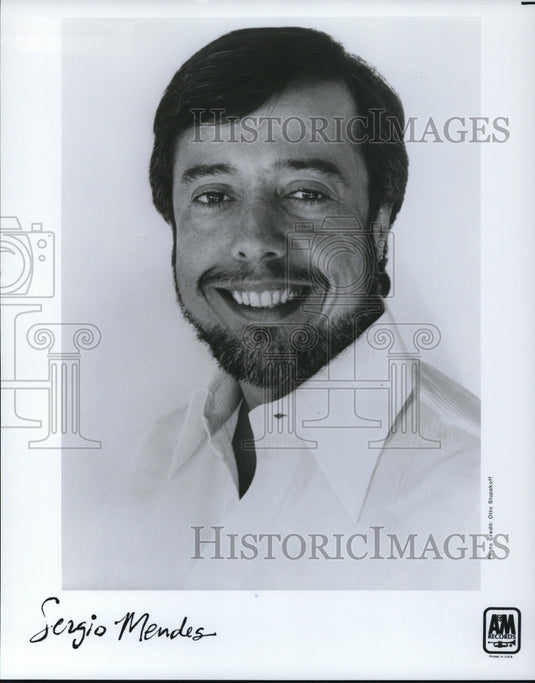 1983 Press Photo Singer Sergio Mendes - cvp46674- Historic Images