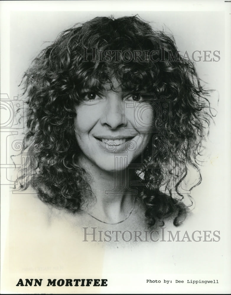 1986 Press Photo Ann MortifeCanadian-based singer-songwriter, writer and speaker - Historic Images