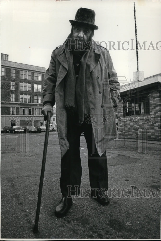 1976 Zero Mostel in "Fiddler on The Roof" - Historic Images