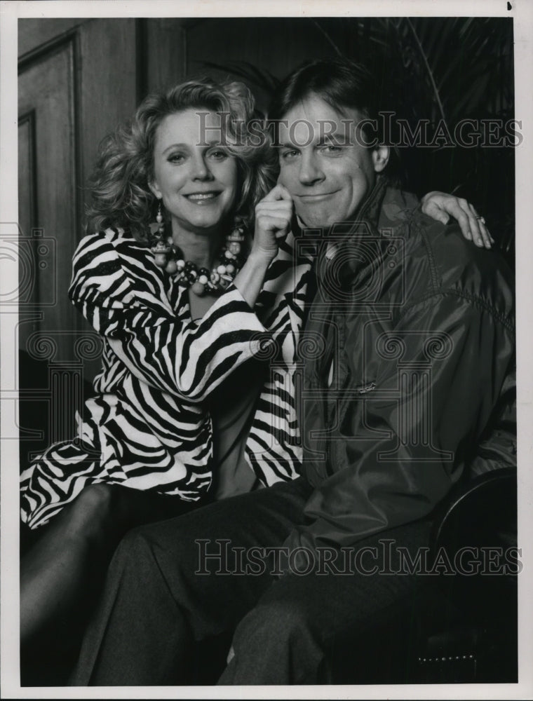 1989 Blyth Danner and Stephen Collins star in Nick & Hillary TV show - Historic Images