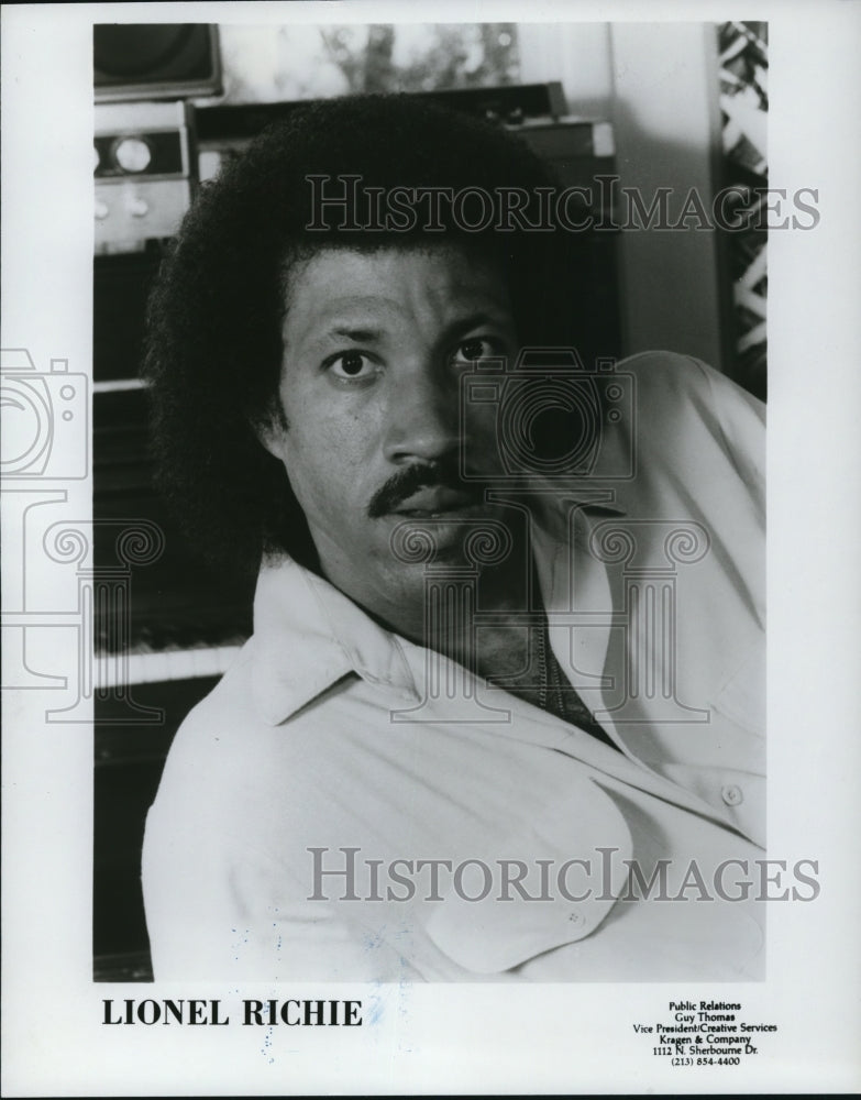 1982 Press Photo Lionel Richie R&B Pop Singer Songwriter Record Produc ...