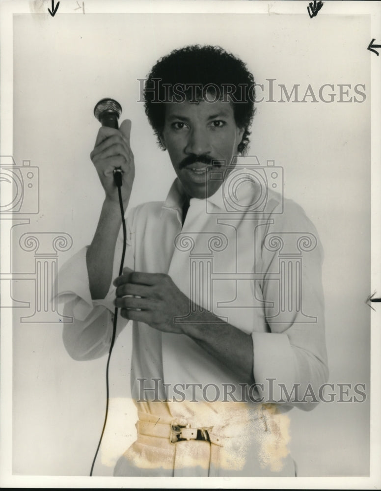 1983 Press Photo Lionel Richie - Historic Images