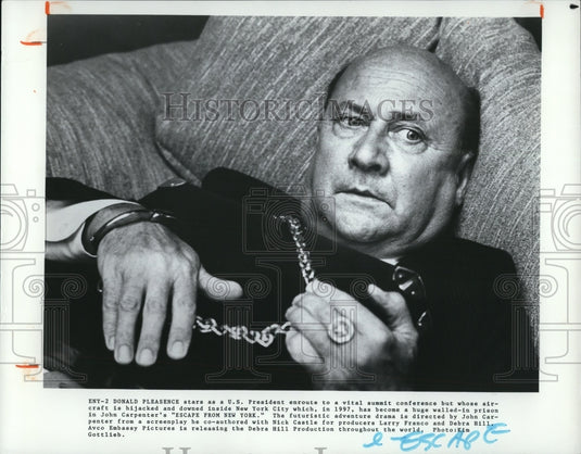 1981 Donald Pleasence stars in Escape from New York  - Historic Images