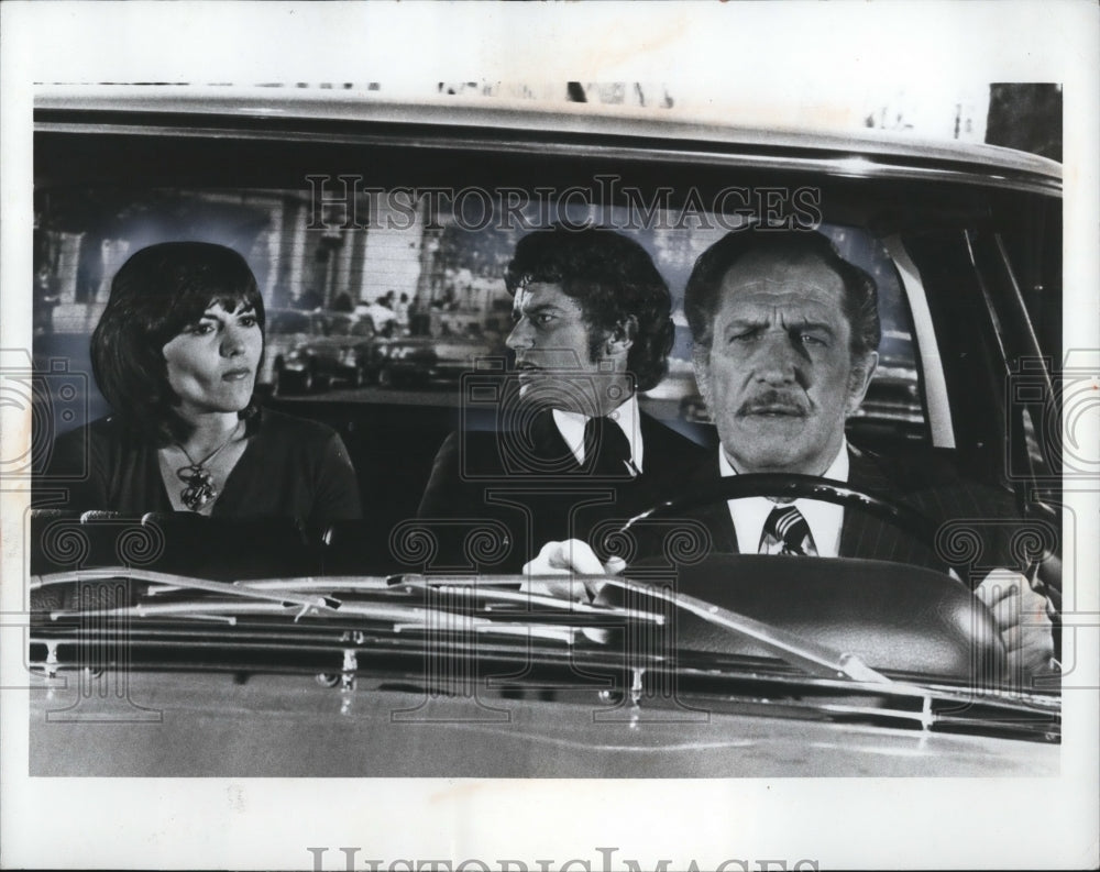 1972 Vincent Price, Roddy McDowall, Brenda Vaccaro in What's A Nice ...