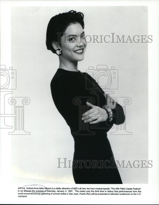 1997 Press Photo Violinist Anne Akiko Meyers in The 40th Pablo Casals Festival - Historic Images