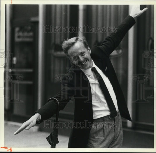 1980 Eric Paterson stars in Billy Bishop Goes to War musical - Historic Images