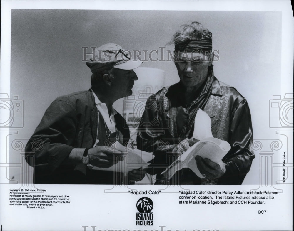 1988 Press Photo Director Percy Adlon &amp; Jack Palance in Bagdad Cafe - cvp50111- Historic Images