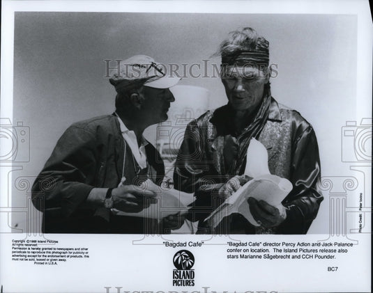 1988 Press Photo Director Percy Adlon & Jack Palance in Bagdad Cafe - cvp50111- Historic Images